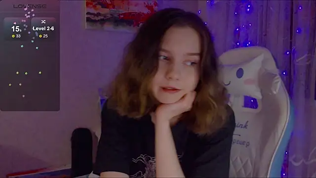 Snapshot of mslilunicorn chatting on December 20, 2024, 7:28 pm mslilunicorn online show from December 20, 2024, 7:28 pm