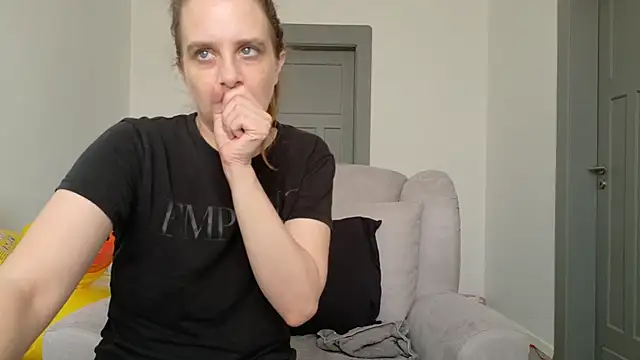 LadyChantale online show from July 10, 2026, 9:09 am
