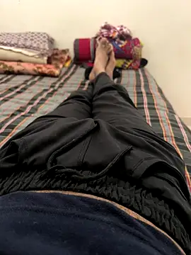 Snapshot of bansisolanki chatting on December 14, 2025, 6:30 am bansisolanki online show from December 14, 2025, 6:30 am