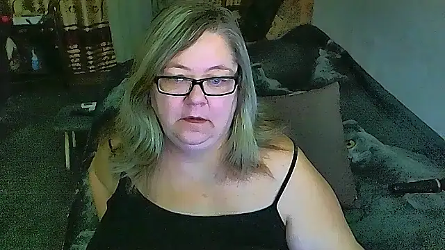 Snapshot of sex2 chatting on December 4, 2025, 11:37 pm sex2 online show from December 4, 2025, 11:37 pm