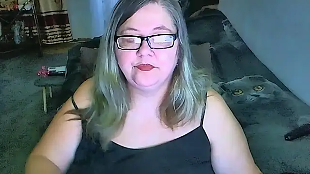 Snapshot of sex2 chatting on April 7, 2026, 11:28 pm sex2 online show from April 7, 2026, 11:28 pm