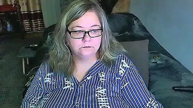 Snapshot of sex2 chatting on November 6, 2025, 10:03 pm sex2 online show from November 6, 2025, 10:03 pm