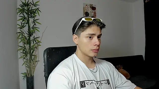 Giordano Russo online show from March 3, 2025, 2:54 am