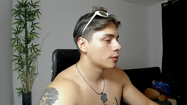 Giordano Russo online show from March 5, 2025, 4:13 pm