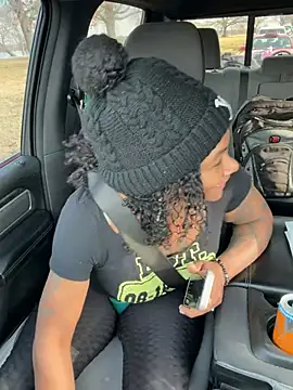 Snapshot of HaloRodeoLover2 chatting on February 24, 2026, 8:42 pm HaloRodeoLover2 online show from February 24, 2026, 8:42 pm