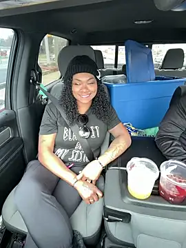 Snapshot of HaloRodeoLover2 chatting on March 5, 2026, 5:42 pm HaloRodeoLover2 online show from March 5, 2026, 5:42 pm