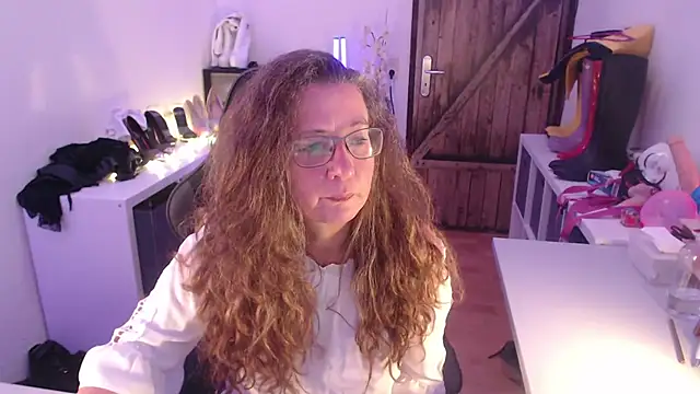 Snapshot of GeilesLuder75 chatting on May 11, 2026, 3:07 pm GeilesLuder75 online show from May 11, 2026, 3:07 pm