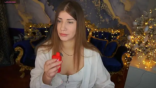 Snapshot of CassandraGood chatting on February 3, 2026, 8:08 am CassandraGood online show from February 3, 2026, 8:08 am