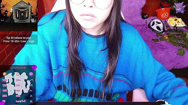 Snapshot of MidoriQuiinn chatting on October 22, 2025, 2:05 pm MidoriQuiinn online show from October 22, 2025, 2:05 pm