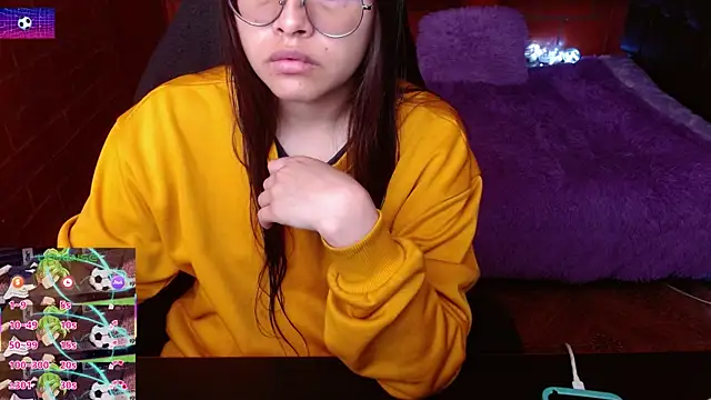 Snapshot of MidoriQuiinn chatting on July 1, 2026, 4:29 pm MidoriQuiinn online show from July 1, 2026, 4:29 pm