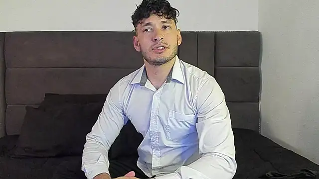 Snapshot of alejandro__2 chatting on January 16, 2026, 6:01 pm alejandro 2 online show from January 16, 2026, 6:01 pm