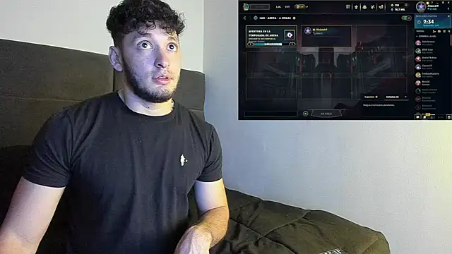 Snapshot of alejandro__2 chatting on November 21, 2025, 6:29 pm alejandro 2 online show from November 21, 2025, 6:29 pm