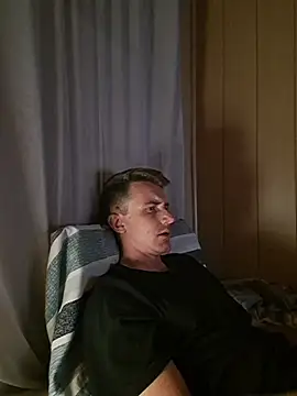 Snapshot of sprildaddy69 chatting on October 29, 2025, 5:34 pm sprildaddy69 online show from October 29, 2025, 5:34 pm