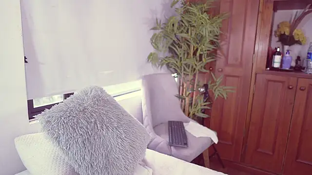 Lucy fit online show from October 23, 2025, 11:31 am