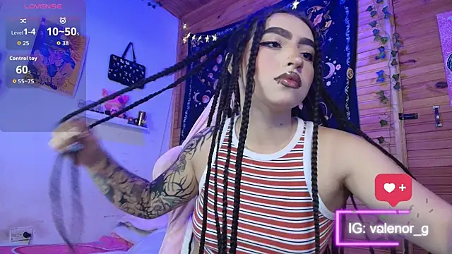 Snapshot of valenor_ chatting on November 24, 2025, 2:55 am valenor online show from November 24, 2025, 2:55 am