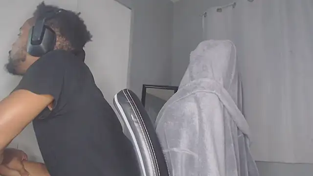 ChrisVacher online show from December 28, 2024, 4:08 am