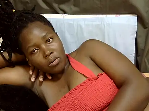 Snapshot of Sweet_ebony20 chatting on April 25, 2026, 2:25 pm Sweet ebony20 online show from April 25, 2026, 2:25 pm