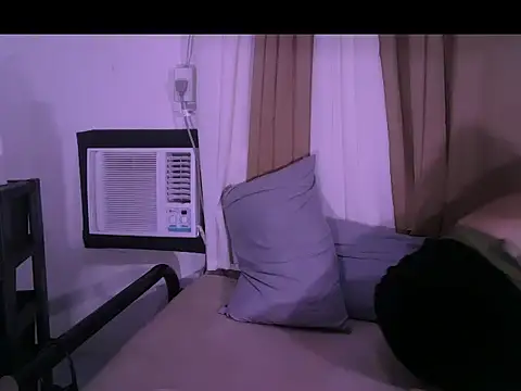 Snapshot of mommylicious chatting on June 6, 2026, 10:59 pm mommylicious online show from June 6, 2026, 10:59 pm