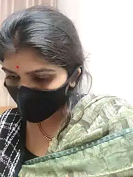 Snapshot of Your_chahat chatting on January 6, 2025, 4:04 am Your chahat online show from January 6, 2025, 4:04 am