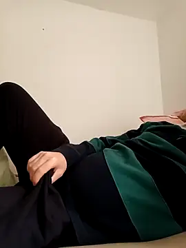 ScalicHat69 online show from November 18, 2025, 8:28 am