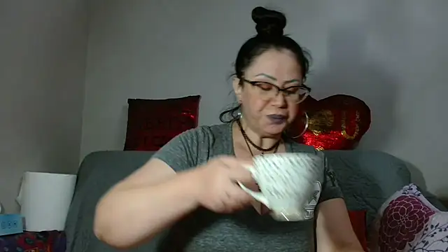 x  KHALEESI  x online show from September 24, 2025, 7:20 pm