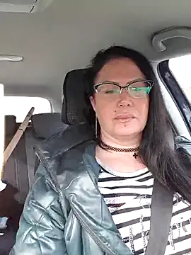 x  KHALEESI  x online show from March 10, 2025, 12:38 pm