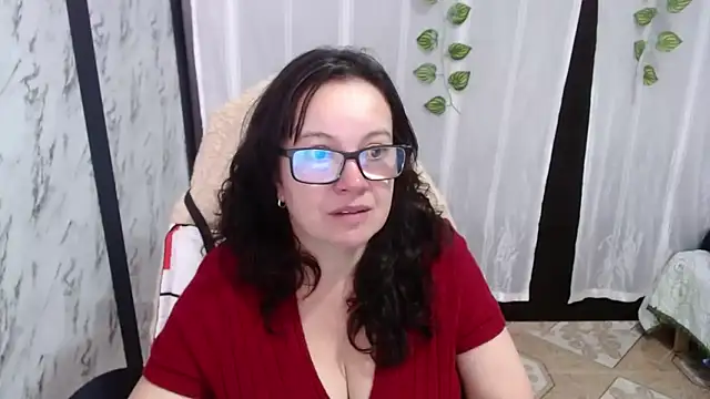 Snapshot of Sonialorens_ chatting on March 6, 2025, 8:16 pm Sonialorens  online show from March 6, 2025, 8:16 pm