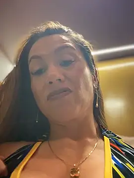 angelitasexy81 online show from March 13, 2026, 9:58 am