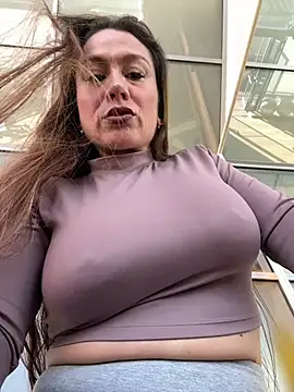 Snapshot of angelitasexy81 chatting on January 11, 2025, 12:29 pm angelitasexy81 online show from January 11, 2025, 12:29 pm