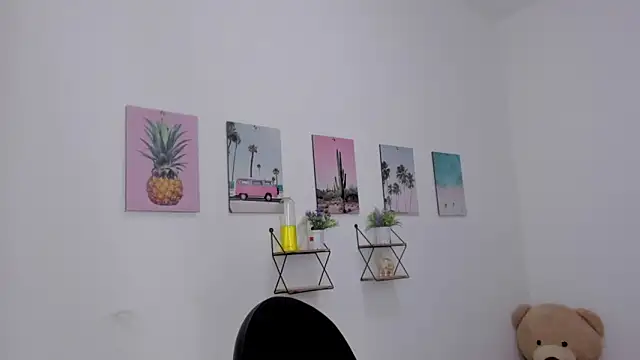 Snapshot of Emma_lean chatting on February 2, 2026, 7:57 pm Emma lean online show from February 2, 2026, 7:57 pm