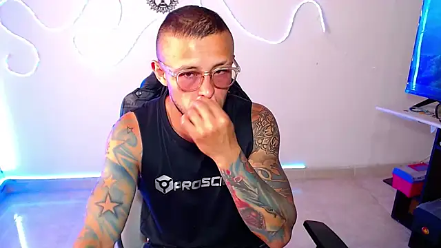 sebastian horny online show from December 21, 2025, 5:25 pm