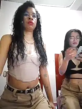 lorena allison  online show from December 1, 2024, 7:19 pm