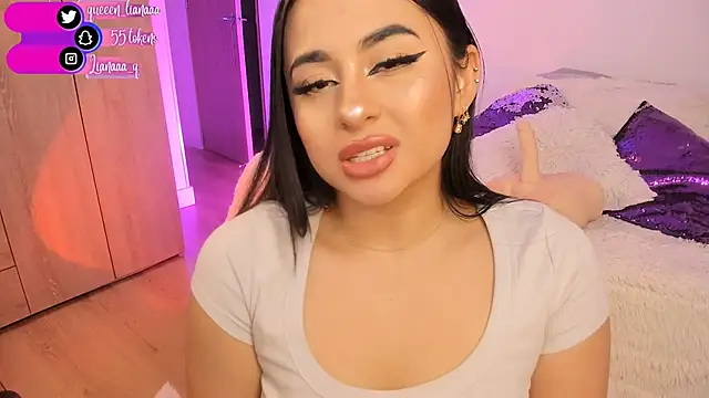 Snapshot of Queen_liana chatting on January 24, 2025, 8:02 am Queen liana online show from January 24, 2025, 8:02 am