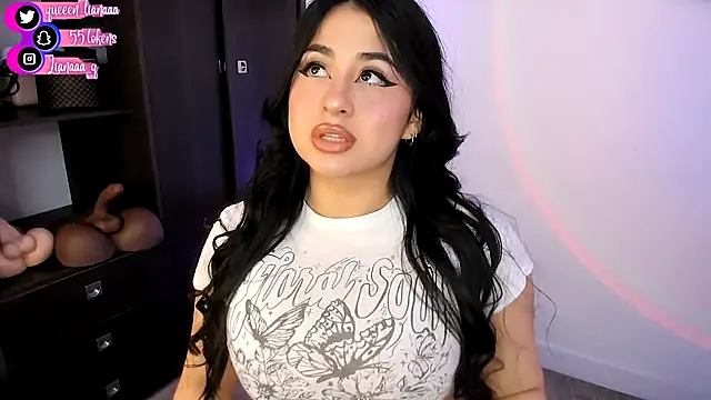 Snapshot of Queen_liana chatting on November 13, 2025, 8:51 am Queen liana online show from November 13, 2025, 8:51 am