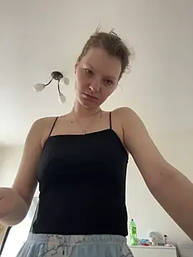 Snapshot of MaryHiggins chatting on May 31, 2026, 11:49 am MaryHiggins online show from May 31, 2026, 11:49 am