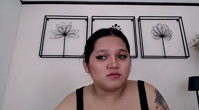 EmpressYna online show from March 20, 2025, 5:57 am