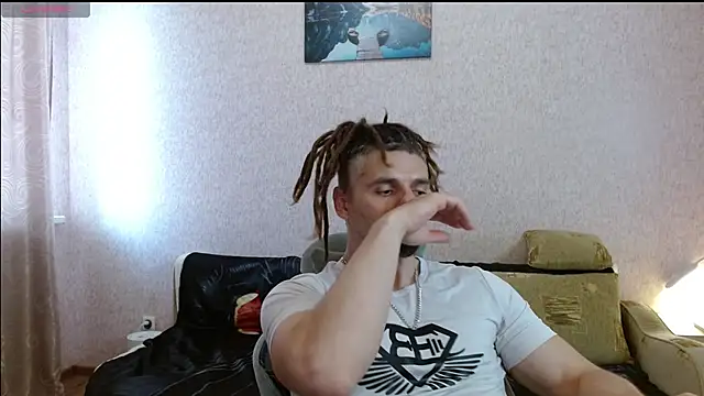 Snapshot of Aestheticguy101 chatting on June 11, 2026, 2:58 pm Aestheticguy101 online show from June 11, 2026, 2:58 pm