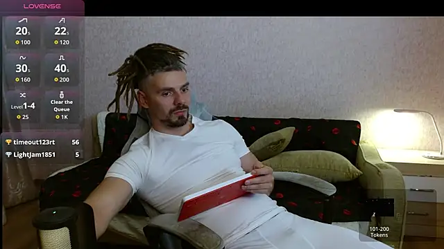 Aestheticguy101 online show from July 17, 2026, 7:44 pm