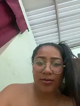 sweets-tits online show from December 5, 2024, 3:42 am