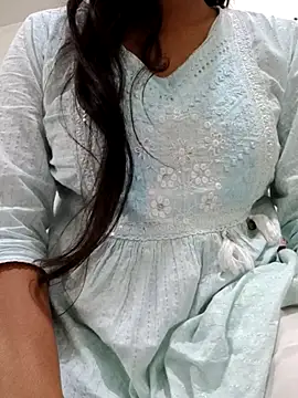 Snapshot of Ipsita-bold chatting on February 28, 2026, 9:47 pm Ipsita-bold online show from February 28, 2026, 9:47 pm