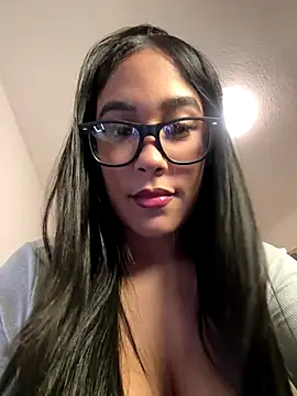 Snapshot of WHAAATTTTTTTTTT chatting on October 24, 2025, 7:24 pm WHAAATTTTTTTTTT online show from October 24, 2025, 7:24 pm