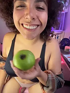 Snapshot of Emma_Wish chatting on November 30, 2025, 6:09 pm Emma Wish online show from November 30, 2025, 6:09 pm