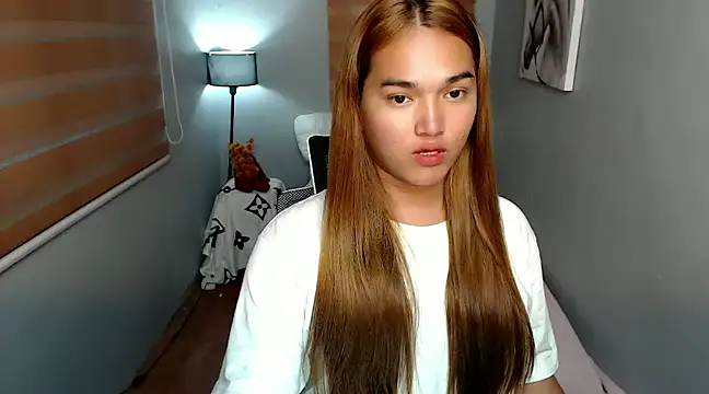 MoaningKylie online show from December 7, 2024, 4:42 pm