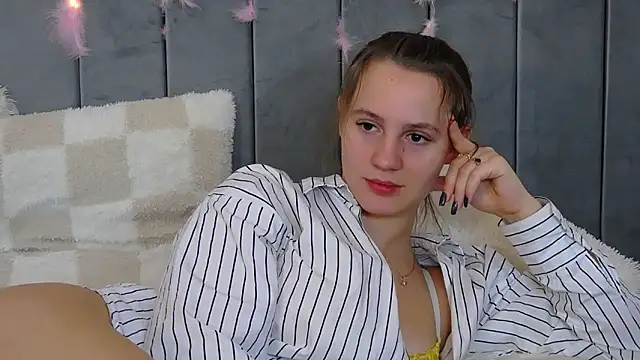 Snapshot of Kassiia chatting on February 8, 2025, 7:15 am Kassiia online show from February 8, 2025, 7:15 am