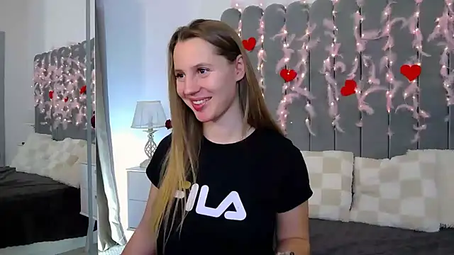 Snapshot of Kassiia chatting on February 10, 2025, 10:20 am Kassiia online show from February 10, 2025, 10:20 am