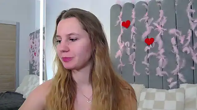 Snapshot of Kassiia chatting on February 14, 2025, 8:52 am Kassiia online show from February 14, 2025, 8:52 am