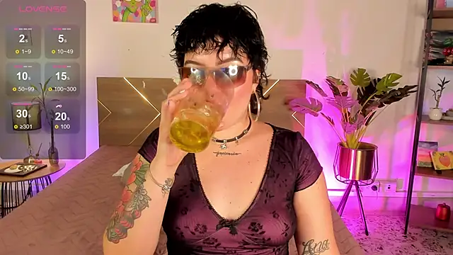 Snapshot of Amy_art chatting on March 22, 2026, 8:54 pm Amy art online show from March 22, 2026, 8:54 pm