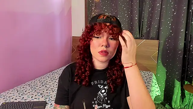 Snapshot of Amy_art chatting on March 14, 2025, 6:07 pm Amy art online show from March 14, 2025, 6:07 pm