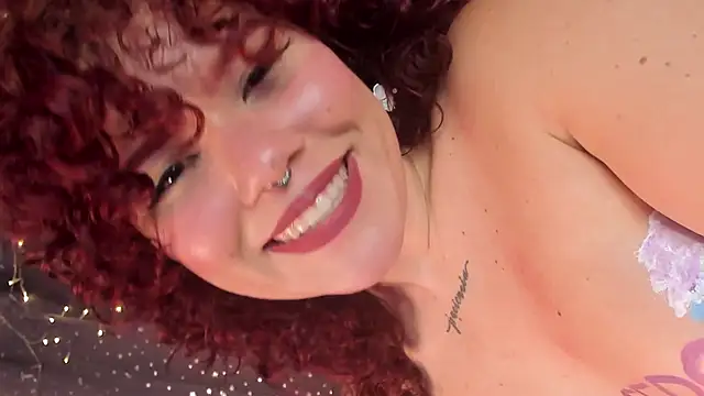 Snapshot of Amy_art chatting on March 3, 2025, 8:43 pm Amy art online show from March 3, 2025, 8:43 pm