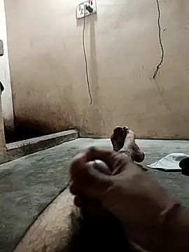 Snapshot of indiangayforyouth chatting on January 18, 2025, 6:10 pm indiangayforyouth online show from January 18, 2025, 6:10 pm